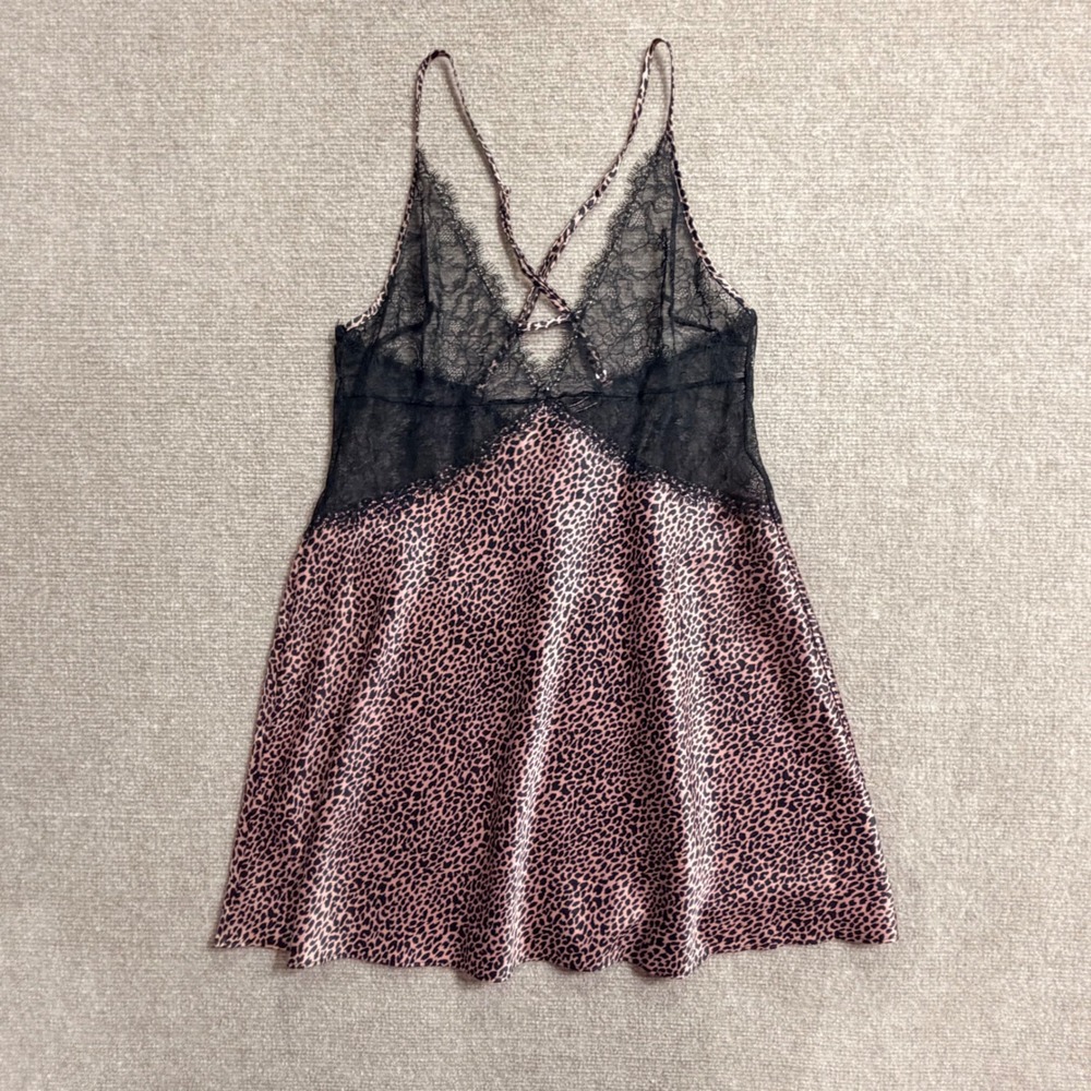 Victorias Secret Pink Leopard Print Lace Trim Satin Chemise Slip Dress Medium